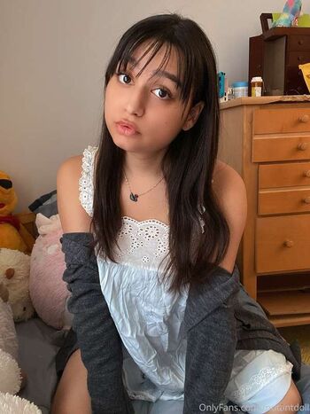 Full leaked Mutantdoll private photo