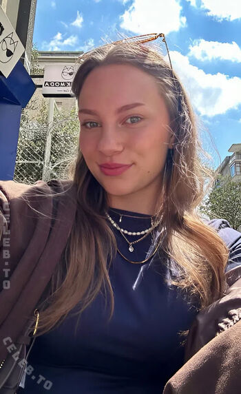 Full leaked Mxchxllx s private photo