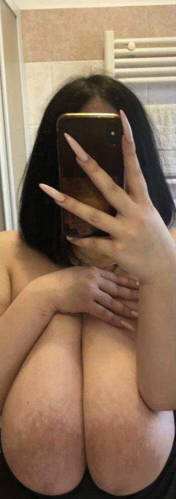Full leaked Mxmmytina private photo