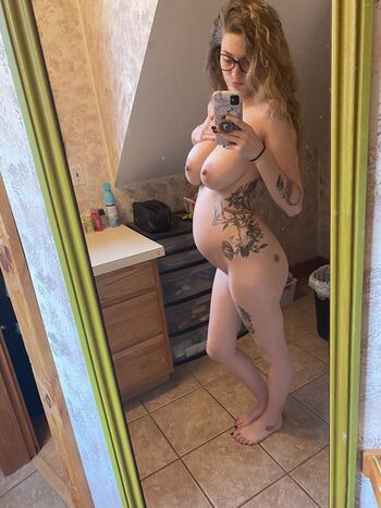 Full leaked Mygirlfund private photo