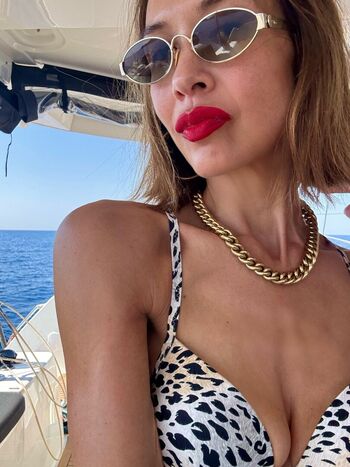 Full leaked Myleene klass page private photo