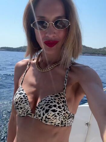 Full leaked Myleene klass page private photo