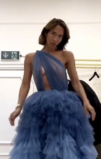 Full leaked Myleene klass private photo