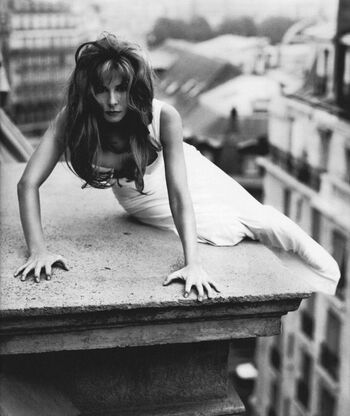 Full leaked Mylene farmer private photo
