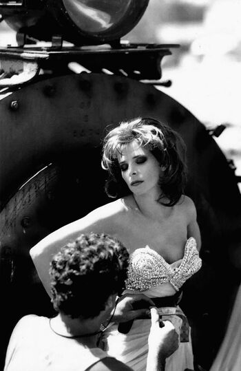 Full leaked Mylene farmer private photo