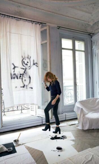 Full leaked Mylene farmer private photo