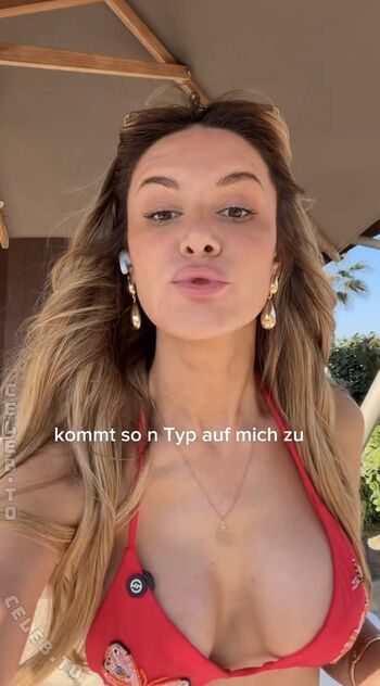 Full leaked Mymiapage private photo