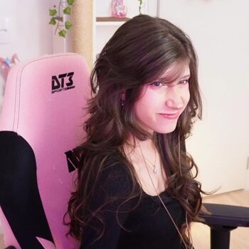 Full leaked Mynluvsx private photo