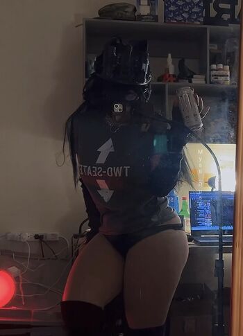 mysti_ruse_