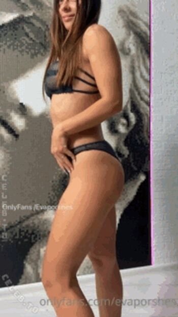 Full leaked Myweteva private photo