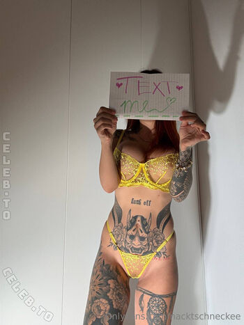 Full leaked Nacktschneckee private photo