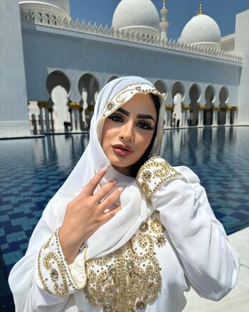 Full leaked Nadia khar private photo