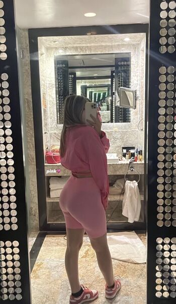 Full leaked Nadiasultanx page private photo