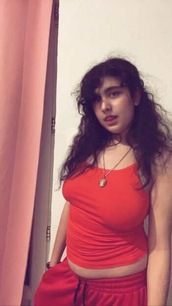 nadiasultanx