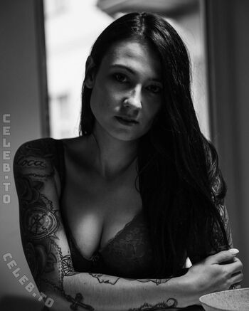 Full leaked Nadinaamina private photo