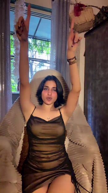 Full leaked Naina private photo
