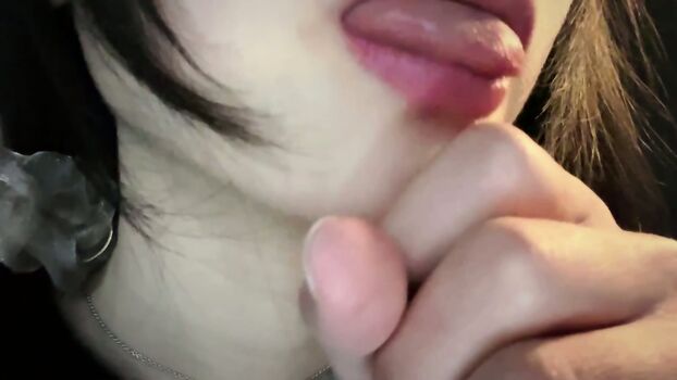 Nana ASMR