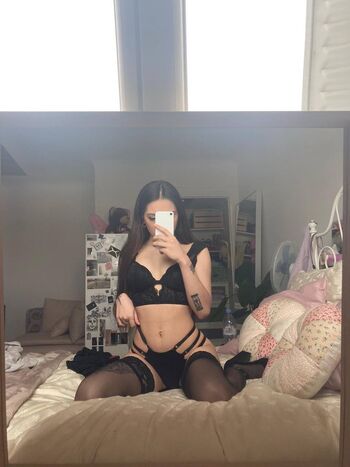 Full leaked Nananissina private photo