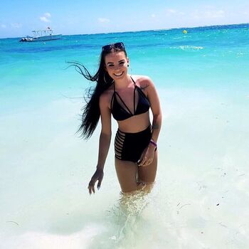 Full leaked Nanassecret private photo