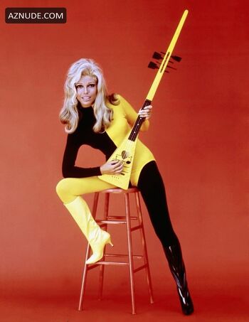 Full leaked Nancy sinatra private photo