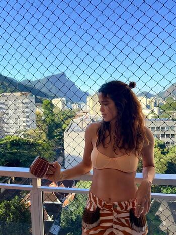 Full leaked Nanda costa private photo