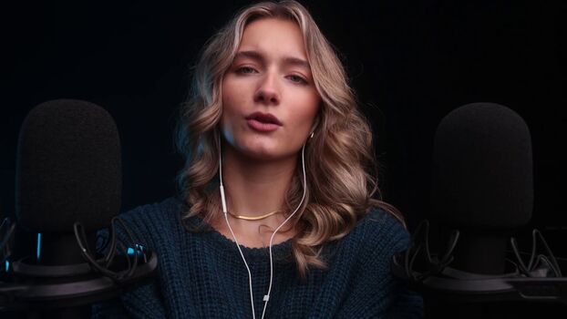 Full leaked Nanou philips private photo