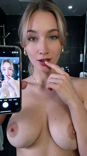 Full leaked Nanou philips private photo