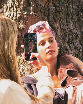 Full leaked Naomi scott private photo