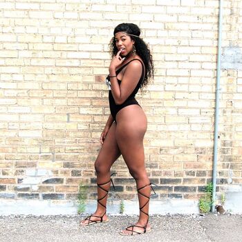 Full leaked Naomi simone page private photo