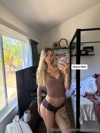 Full leaked Nataliexking  page private photo