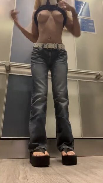 Full leaked Naybaexox private photo
