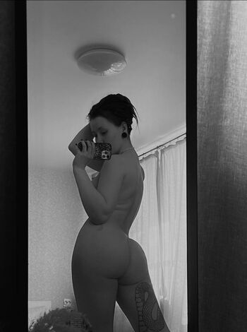 Full leaked Naydanova private photo