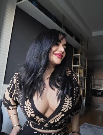 Naz Mila