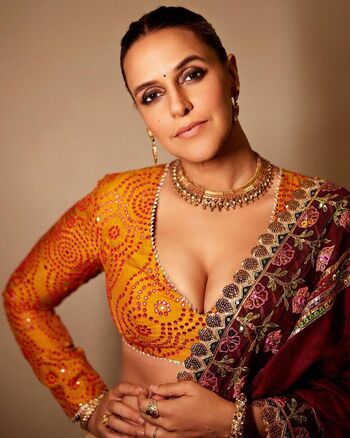 Full leaked Neha dhupia private photo