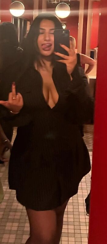 Full leaked Neha private photo