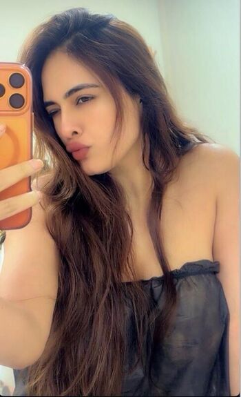 Full leaked Nehhaa malik private photo