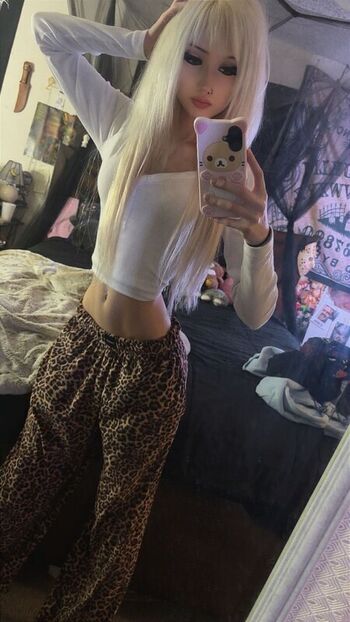 Full leaked Nekoblunts private photo
