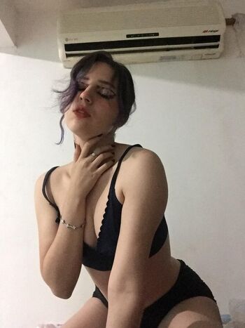 Full leaked Nelly mndez private photo