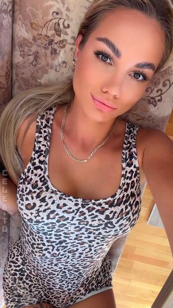 Nelly_nell