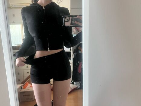 Full leaked Nemuaishite private photo