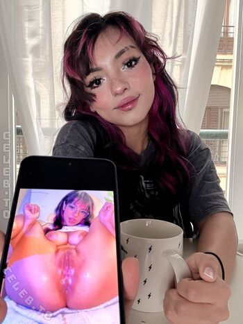 Full leaked Nerdy beila page private photo