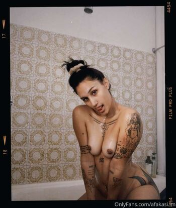 Full leaked Nesiantink private photo