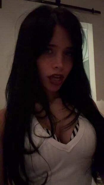 Full leaked Nessa barrett page private photo