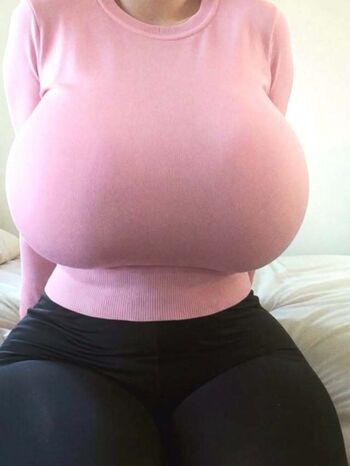 Full leaked Neutralhoneymilkers private photo