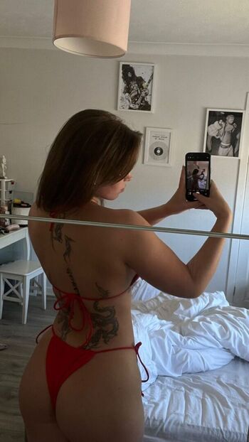 Neve Palmer