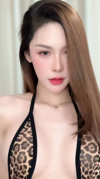 Full leaked Newbam private photo