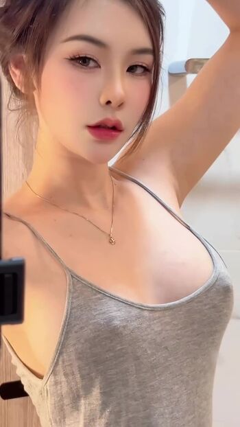 Full leaked Newbam private photo