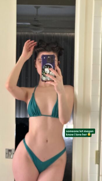 Full leaked Newinsight private photo
