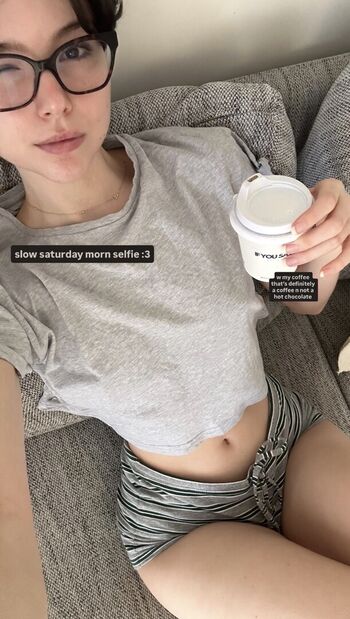 Full leaked Newinsight private photo