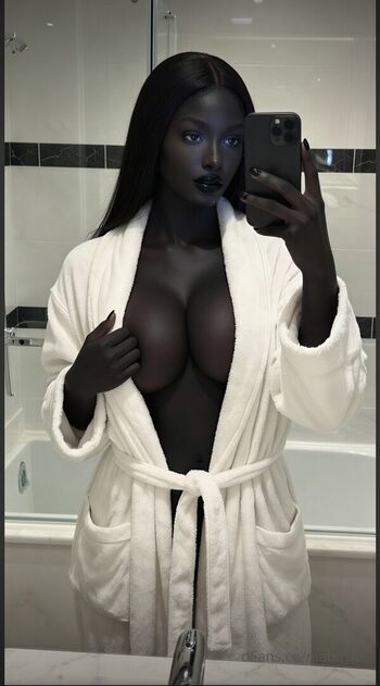 Full leaked Niabasic private photo